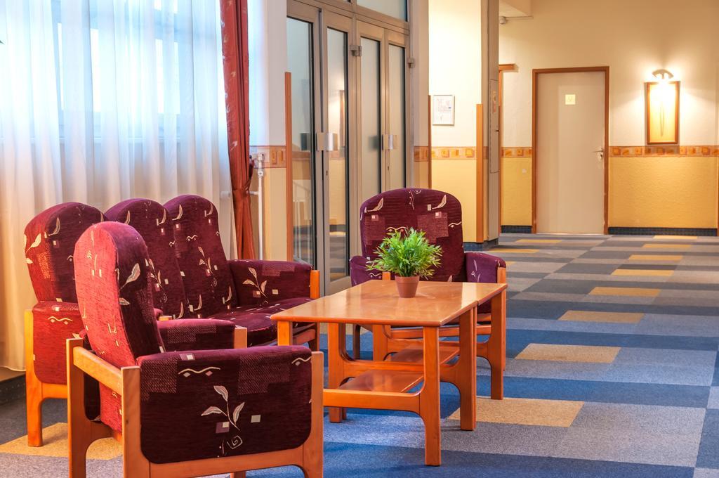 Hotel Eben ブダペスト エクステリア 写真
